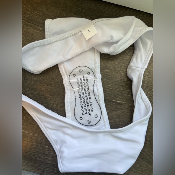 NWOT Women’s 2 Piece Swimsuit With Sheer Cover-up, White, Size Large - Picture 8 of 8